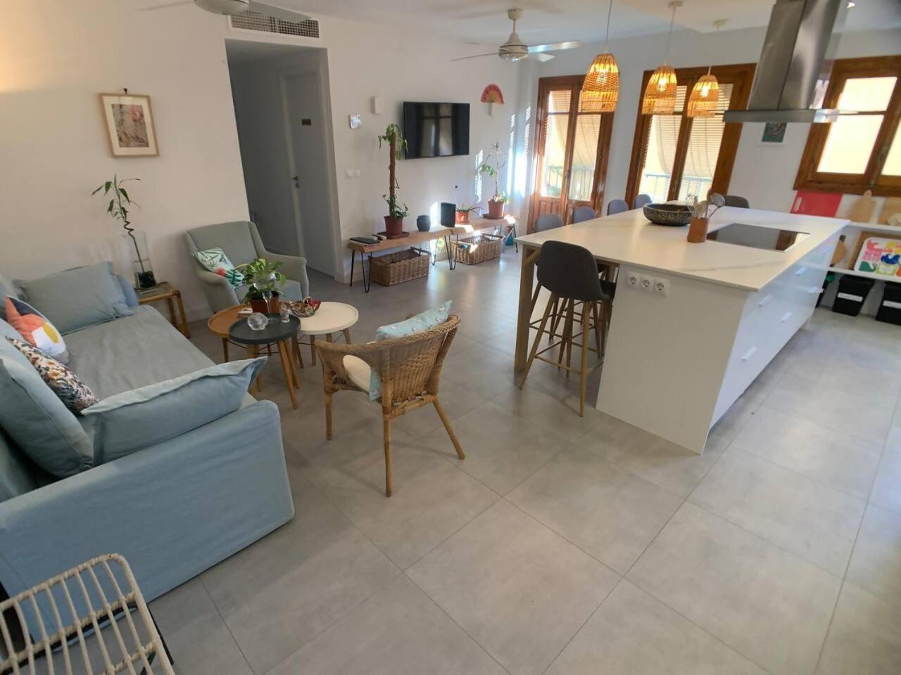 Mundo Nuevo Malaga Centro Apartment Екстериор снимка