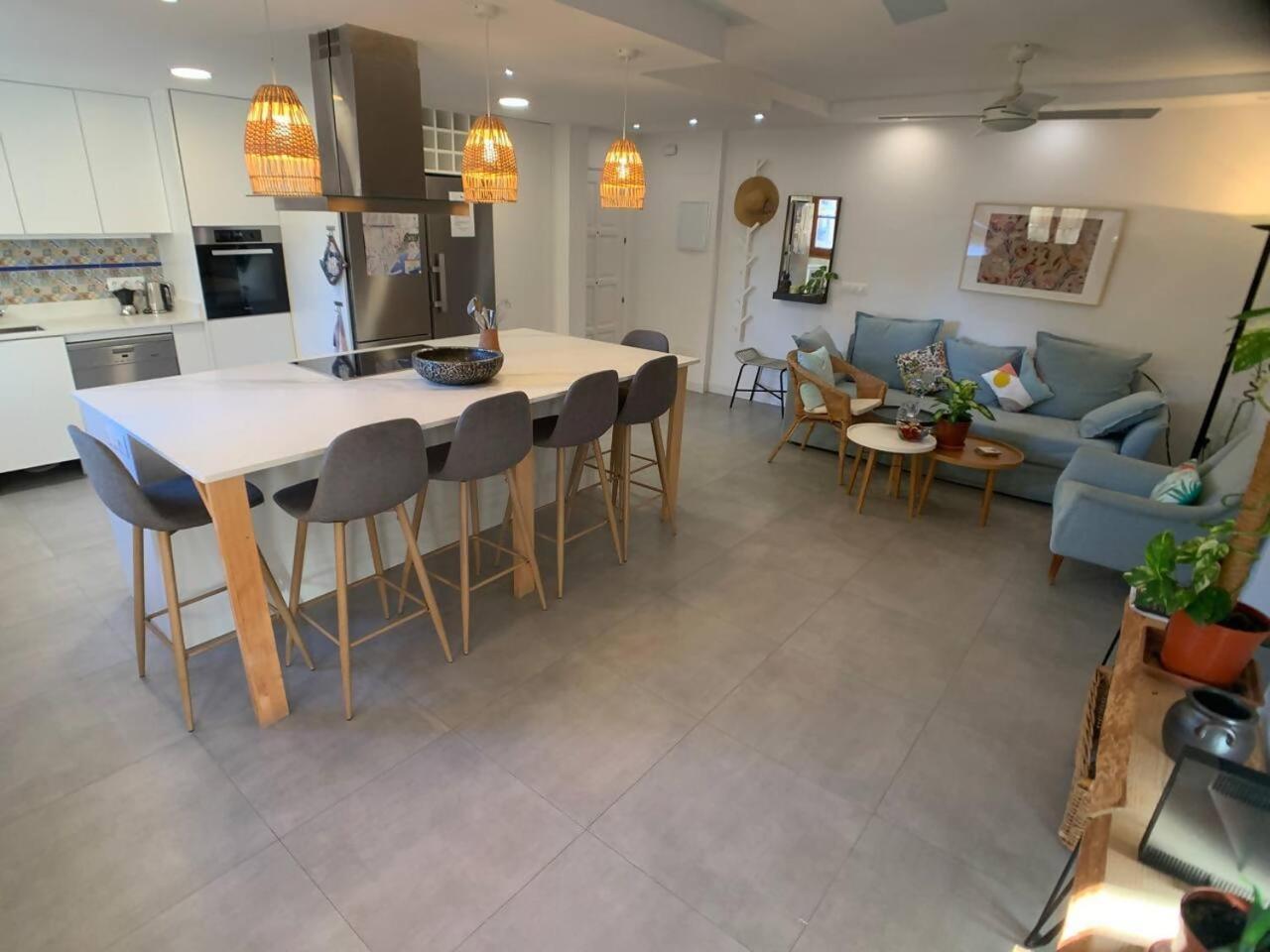 Mundo Nuevo Malaga Centro Apartment Екстериор снимка
